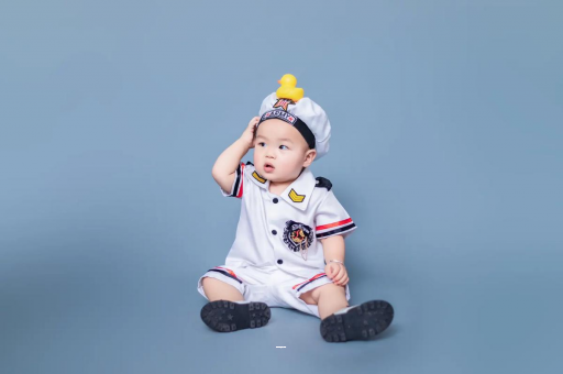 安达宝宝老摇头怎么回事